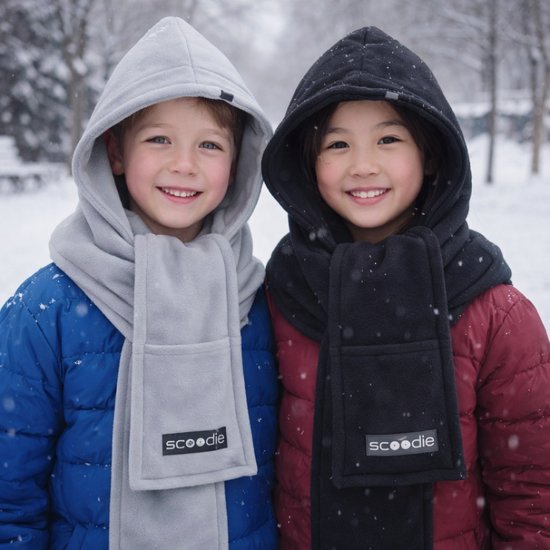 7028-1 : Scoodie -kolor czarny/rozmiar R/ Scoodie black/size R