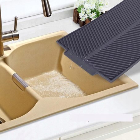 072 : MATA DO SUSZENIA NACZYŃ/ DRYING MAT DRAINER