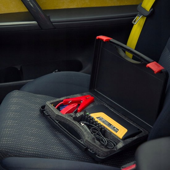 384 : High-Power Car Jump Starter and Power Bank