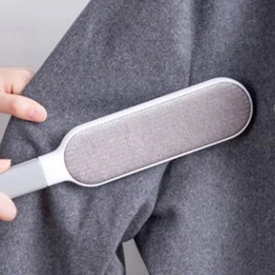 230 : Szczotka do zbierania sierści/ CLEANING BRUSH