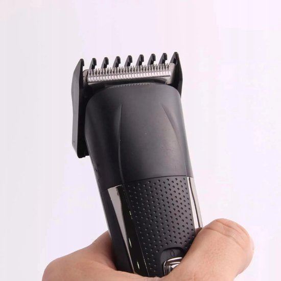 213 : TRIMMER BEARD NOSE HAIR SHAVER GM-598