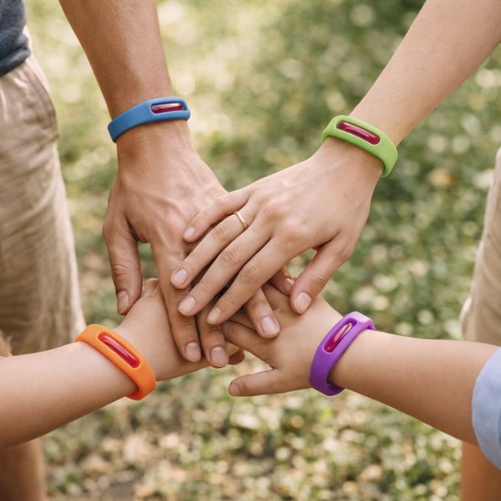 070-4 : Silicone Mosquito Repellent Bracelet | Natural Insect Protection-Pink