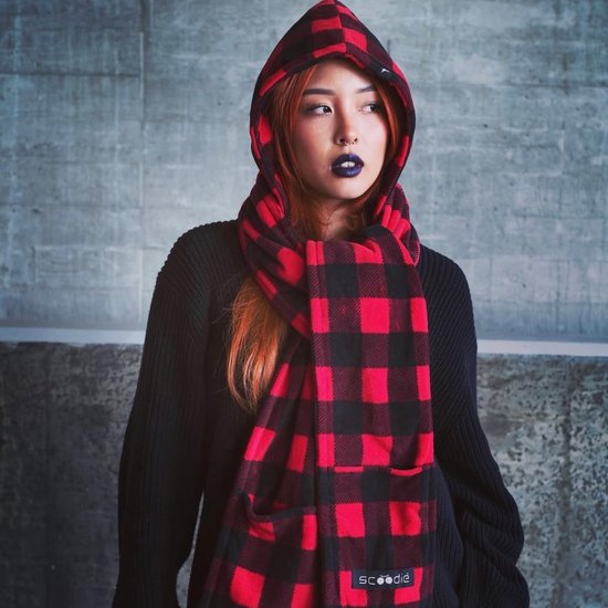 7029-2 : Scoodie -kolor czerwono-czarny/rozmiar L/ Scoodie red-black/size L