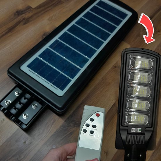 396 : LAMPA SOLARNA/ SOLAR LAMP