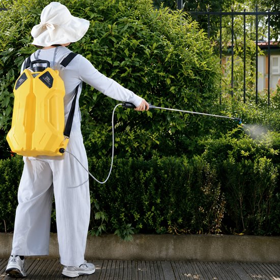 7069 : ADM battery powered pumping backpack sprayer - 20L