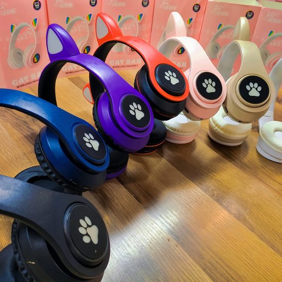 300 : SŁUCHAWKI BEZPRZEWODOWE/ BLUETOOTH HEADPHONES