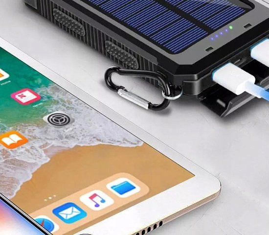 352 : SOLARNY POWERBANK Z LATARKĄ/ SOLAR POWERBANK