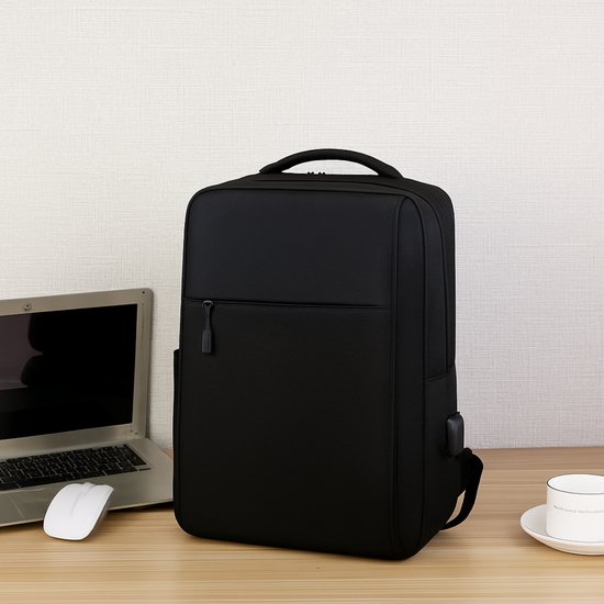 2038 : PLECAK ANTYKRADZIEŻOWY/ ANTI-THEFT BACKPACK-kolor czarny