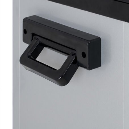 AD 8081 : LODÓWKA KOMPRESOROWA 40L AD 8081 ADLER/ PORTABLE REFRIGERATOR 40 L WITH COMPRESSOR