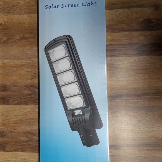 396 : LAMPA SOLARNA/ SOLAR LAMP