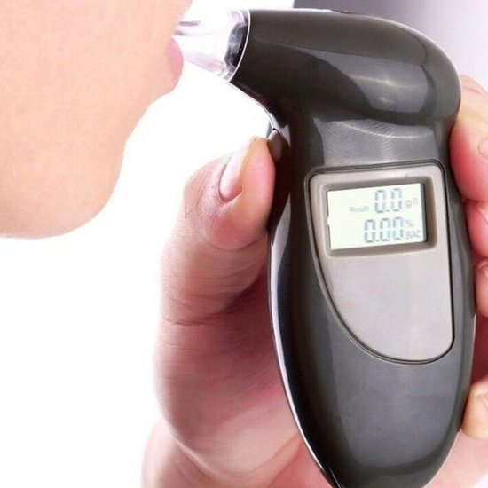 445 : Alkomat z ustnikiem/ Breathalyzer with mouthpiece