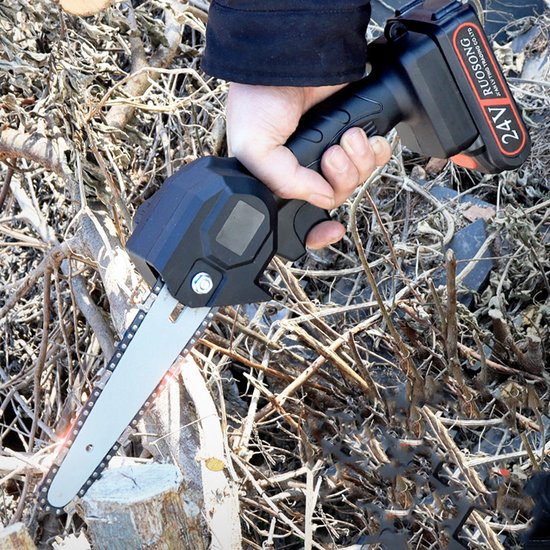 2021 : Zestaw prowadnica +2x łańcuchy do piły 6"/BAR + 2 CHAINS SET UNIVERSAL 6" ELECTRIC SAW