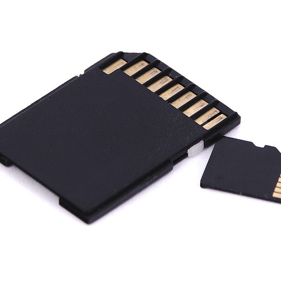 2008 : Karta pamieci microSDXC