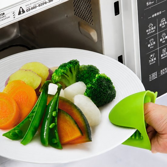 006-2 : ADM Heat-Resistant Silicone Kitchen Gloves – Green -1 Pair (2pcs)