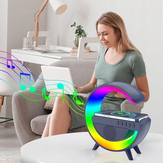 500 : LAMPA LED Z ŁADOWARKĄ QI I GŁOŚNIKIEM BLUETOOTH/LED PHONE STAND